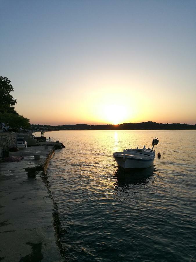 Luxury Apartment Korcula - Villa Sunny Days Exterior photo